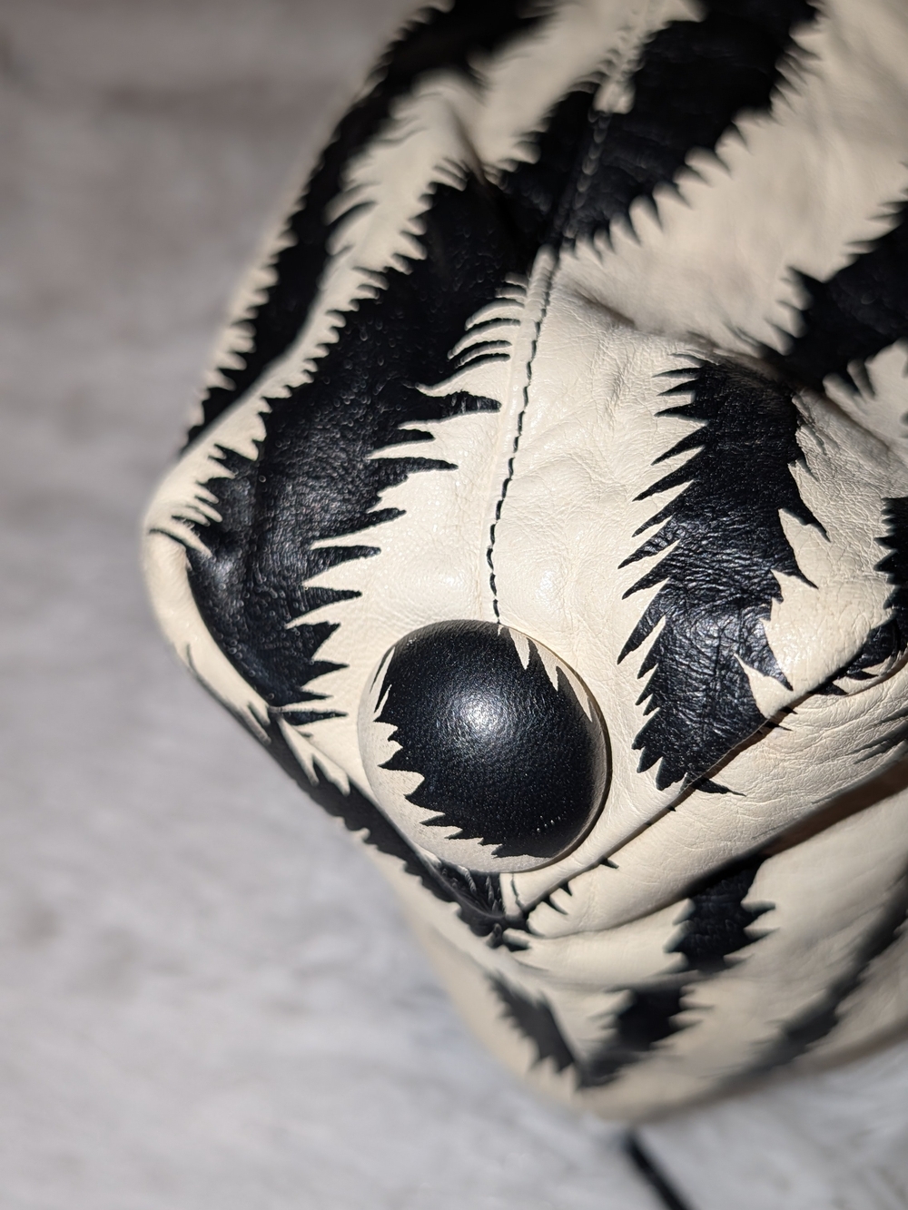 Carlos Falchi Leather Sac Black White - Picture 6 of 13